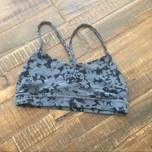 Lululemon Sports Bra Flow Y
